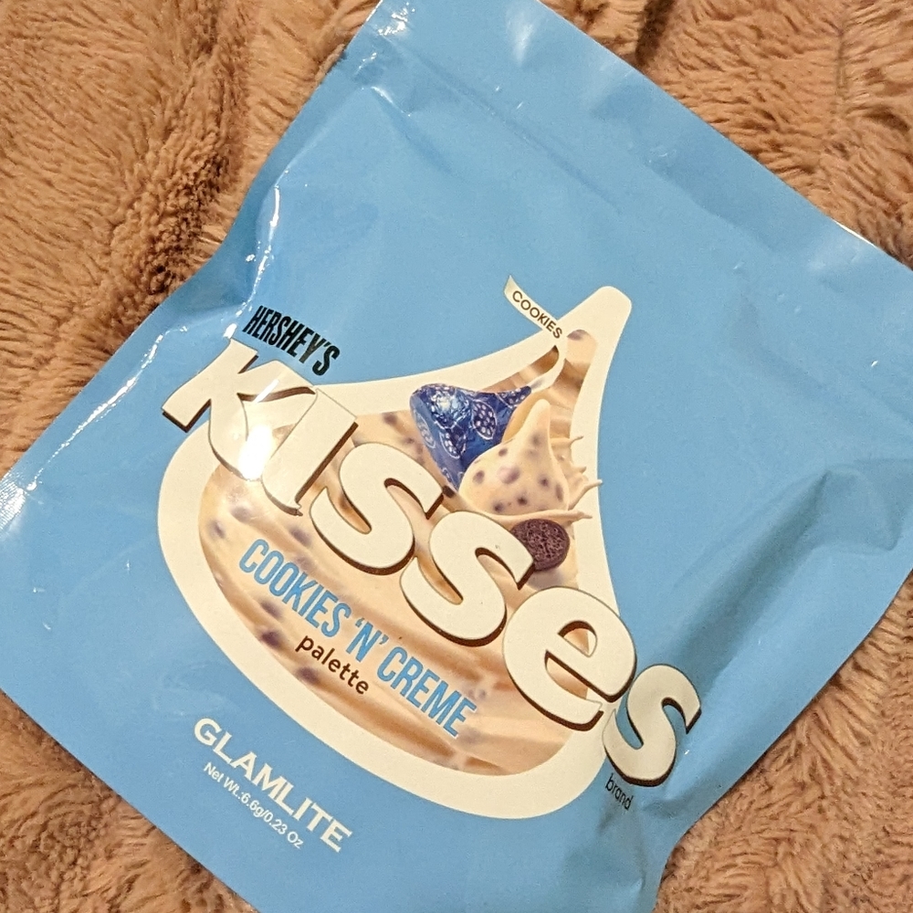 GlamLite 🍪 Cookies N Cream Palette 🍪